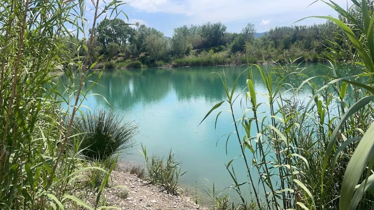 Mobilhome 228 Proche Du Lac , Tv , Clim Ect Camping 4 Etoiles La Roque-d'Antheron