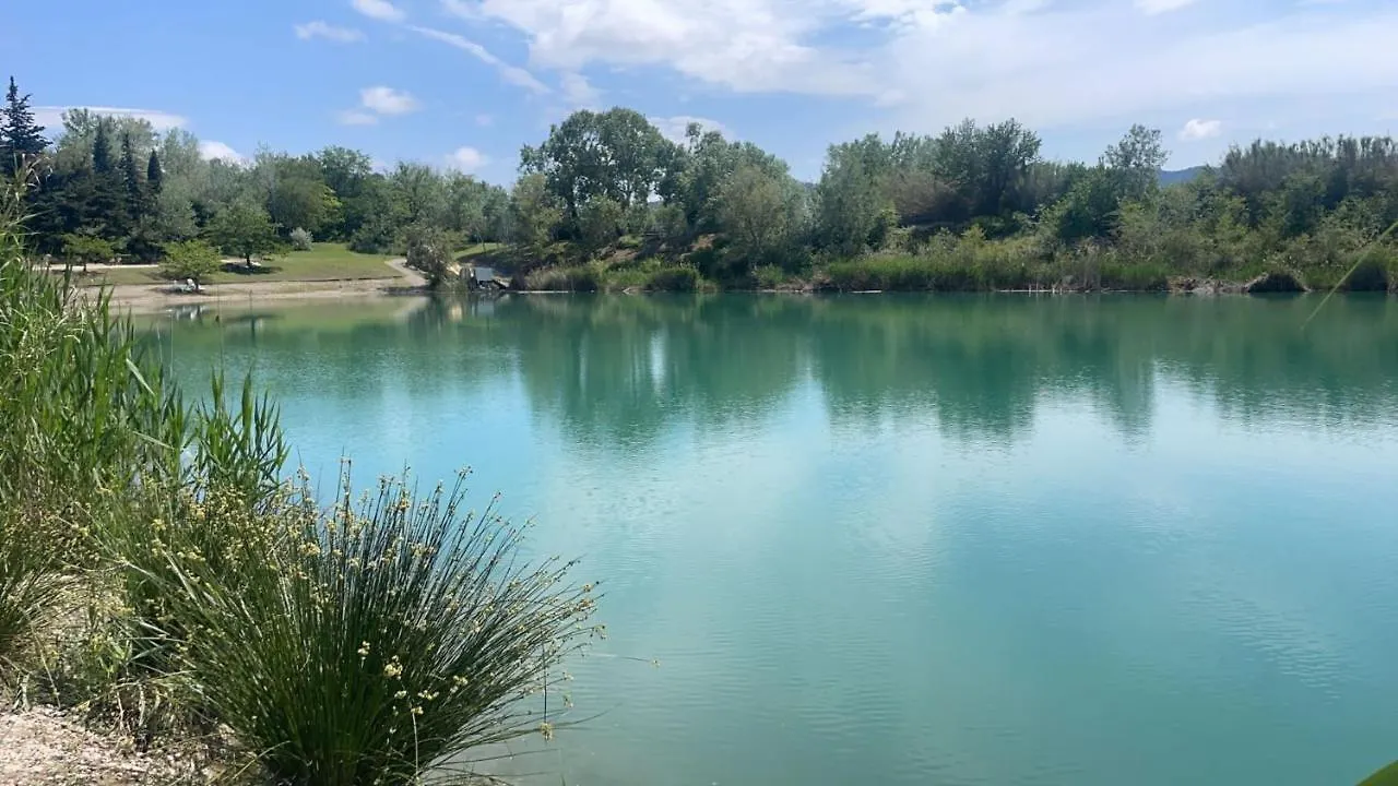 Mobilhome 228 Proche Du Lac , Tv , Clim Ect Camping 4 Etoiles La Roque-d'Antheron